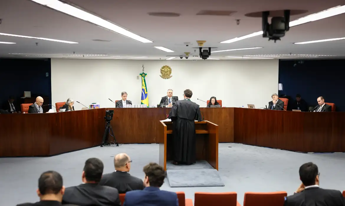 Moraes vota por condenar os sete réus do Núcleo 4 da trama golpista