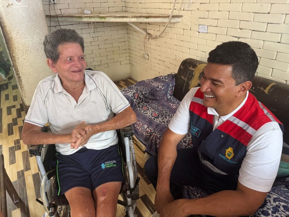 Prefeitura de Manaus acompanha obras do programa ‘Casa Manauara’ no Colônia Antônio Aleixo