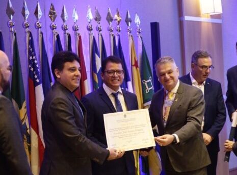 Marcellus Campêlo recebe homenagem do setor imobiliário nacional, pelo impacto dos programas habitacionais no Amazonas