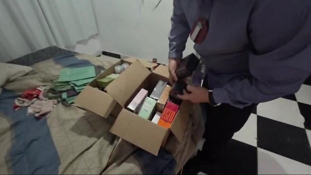 Polícia prende homem envolvido em roubo de carga avaliada em mais de R$ 20 mil de loja de perfumaria