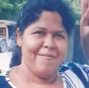 Polícia divulga imagem de mulher que desapareceu após sair de casa no bairro Colônia Santo Antônio