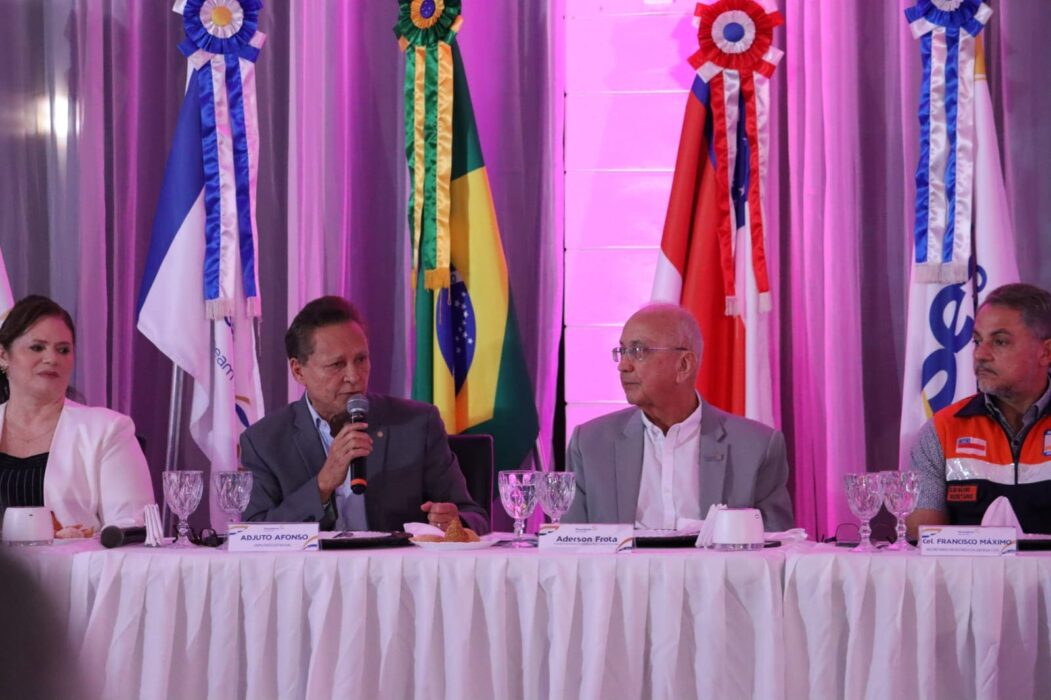 Fecomércio AM reúne empresários para debater Reforma Tributária e impactos climáticos no Amazonas