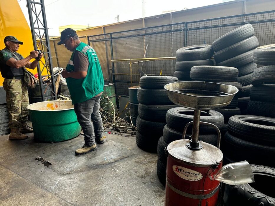 Prefeitura realiza força-tarefa e notifica oito empresas por descarte irregular de pneus