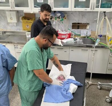 Gestante dá à luz dentro de carro e é socorrida por equipe do Platão Araújo e Samu em Manaus