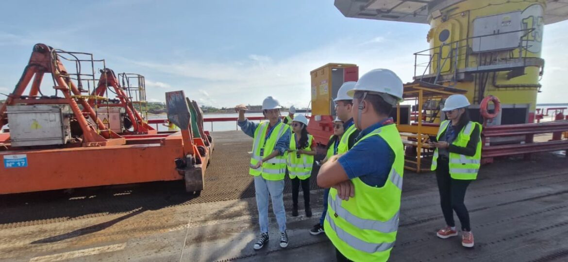 Programa Zona Franca de Portas Abertas inicia agenda de outubro com visita ao Porto Chibatão