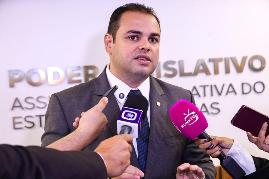 Presidente Roberto Cidade anuncia prorrogação das inscrições do concurso da Aleam até 16 de outubro