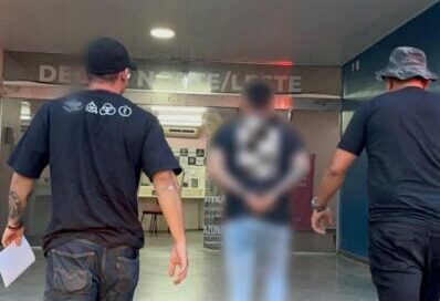 Homem é preso por descumprimento de medida protetiva e difamação em redes sociais contra ex-companheira