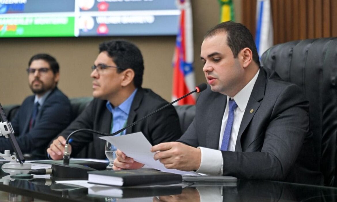 Lei de autoria do presidente Roberto Cidade reforça direitos do consumidor em casos de pagamento duplicado