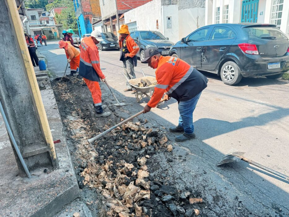 Prefeitura de Manaus realiza revitalização de ruas do bairro São José Operário