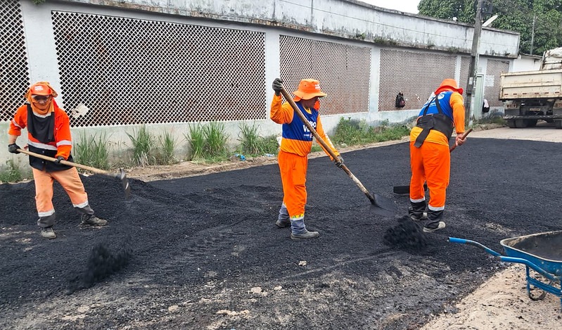 ‘Plano de Verão’ transforma ruas do Riacho Doce e garante mais mobilidade para moradores da zona Norte
