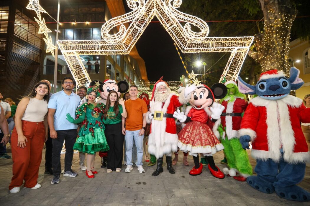 Prefeito David Almeida abre temporada natalina e reforça compromisso de levar alegria e desenvolvimento à toda Manaus