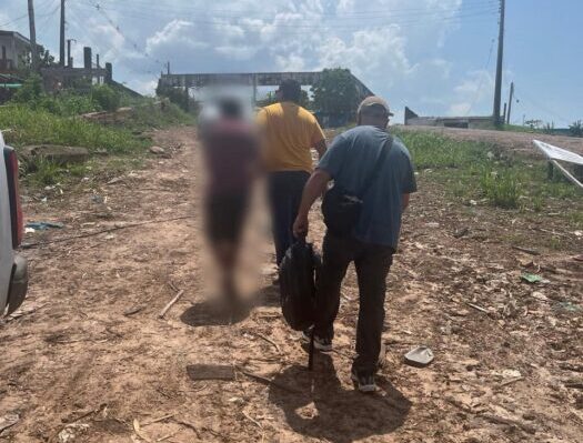 Polícia prende homem investigado por estwpro de vulnerável da enteada em Parintins