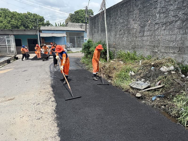 Prefeitura de Manaus intensifica obras de recuperação viária no Novo Aleixo
