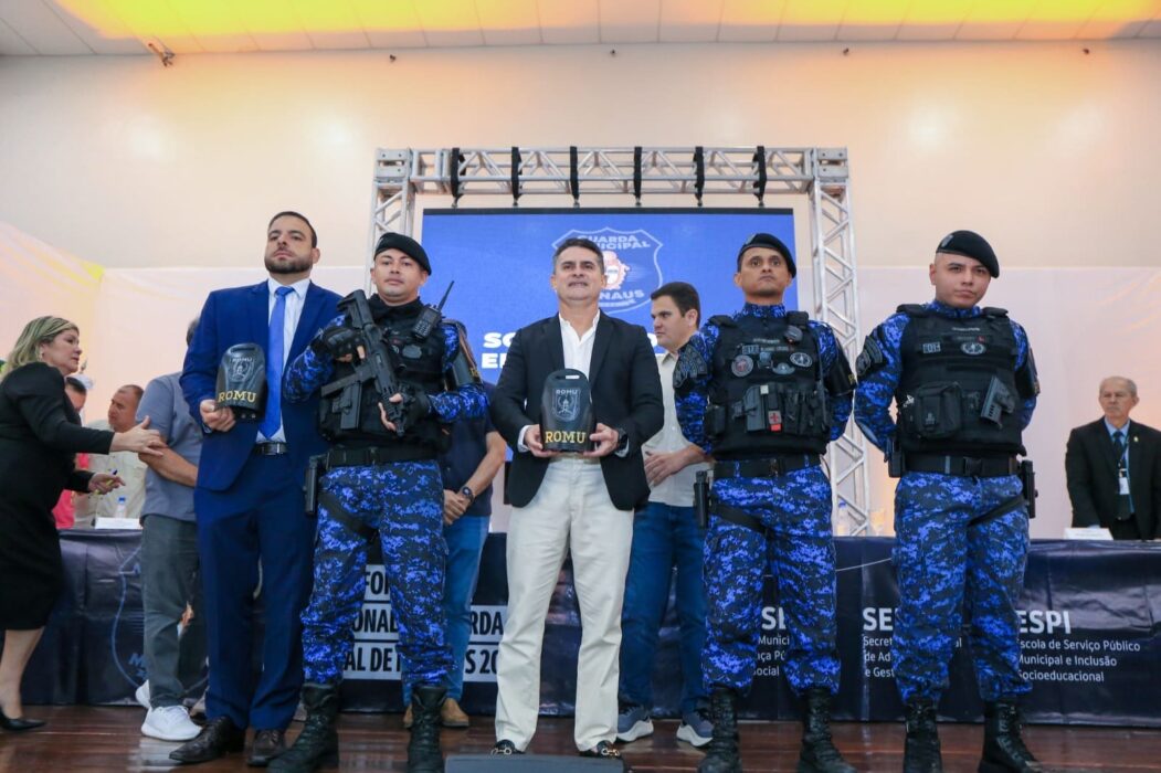 Prefeito David Almeida anuncia novo concurso e destaca fortalecimento da Guarda Municipal de Manaus