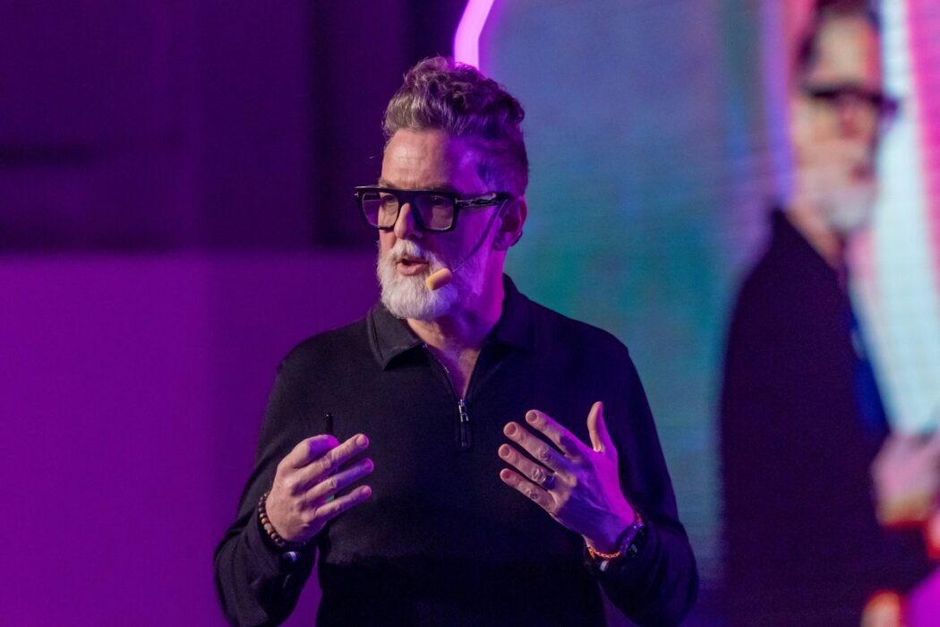 RD Summit: Neil Redding discute futuro da IA nos negócios