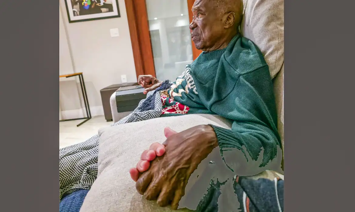 Milton Nascimento é diagnosticado com demência, revela filho do cantor