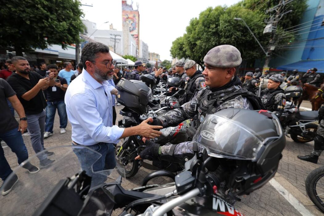 Governador Wilson Lima lança Operação Natal Mais Seguro 2025 com reforço de 500 alunos soldados nas ruas de Manaus