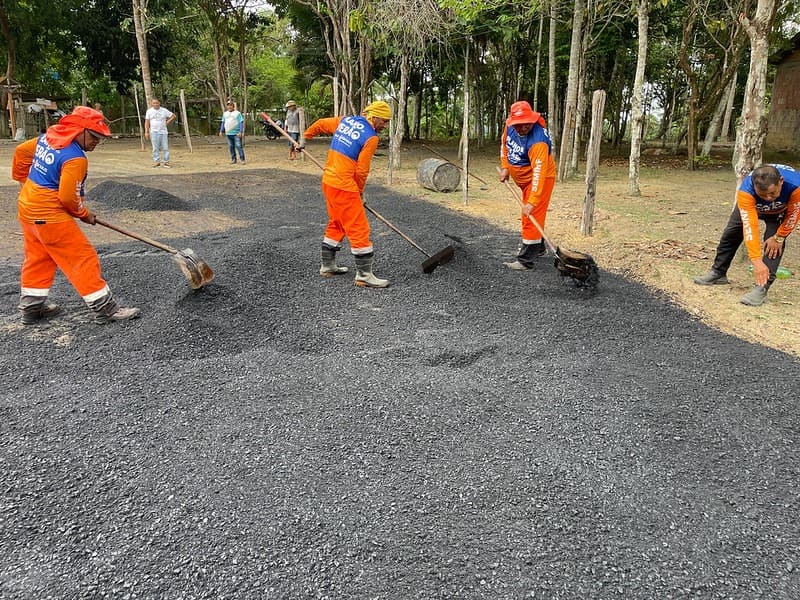 Ramal do Jambo ganha novo asfalto com obras da Prefeitura de Manaus