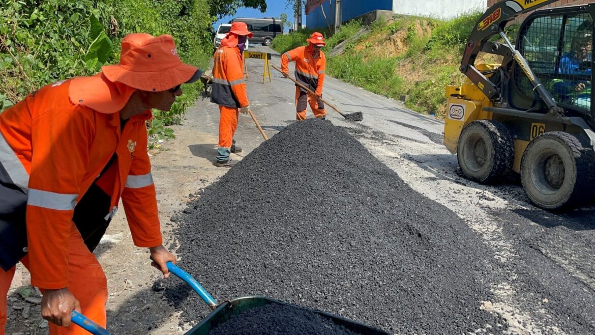 Prefeitura leva ‘Plano de Verão’ à zona Leste e transforma ruas do bairro Novo Aleixo
