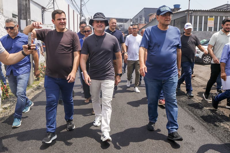 Prefeito David Almeida amplia maior programa de asfaltamento de Manaus e inicia 141 novas ruas na zona Norte, com apoio de emendas federais