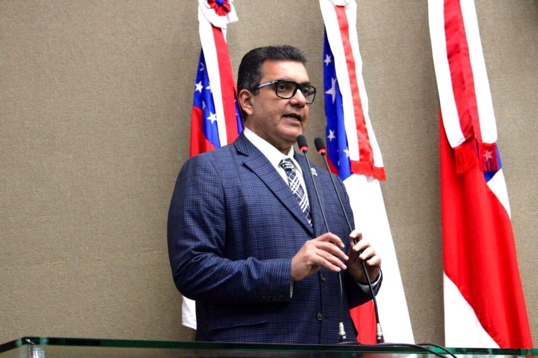 Deputado Abdala Fraxe reforça fomento às festas do Leite e do Guaraná no Amazonas