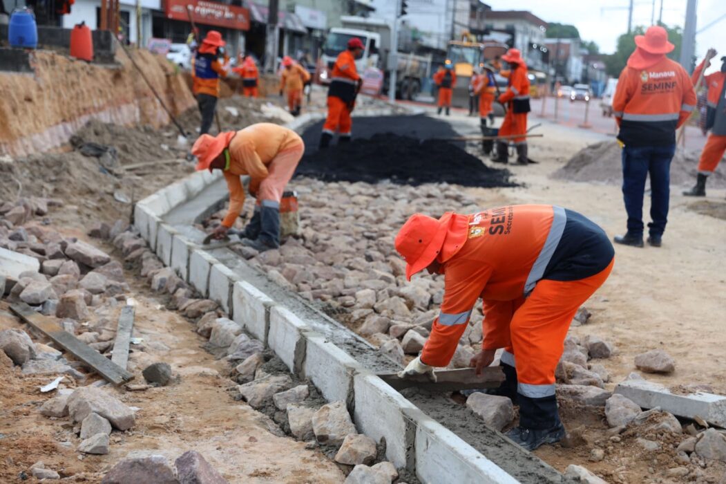 Prefeitura intensifica obras na avenida Autaz Mirim e garante mais segurança e fluidez à área
