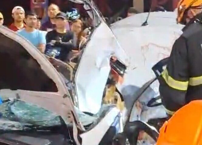 Colisão deixa dois mortos na avenida Autaz Mirim, na Zona Leste de Manaus