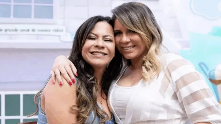 Vídeo: Dona Ruth emociona ao cantar “Naquela Mesa” em homenagem à filha Marília Mendonça