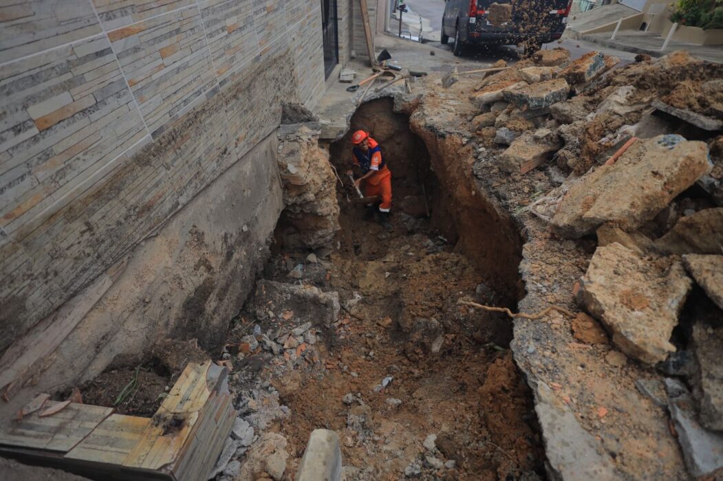 Seminf acelera recuperação de drenagem profunda e reforça infraestrutura no bairro Petrópolis