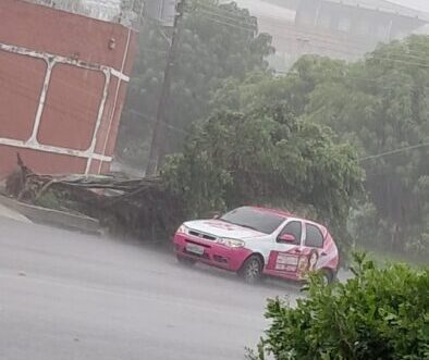 Prefeitura atende 22 ocorrências durante as fortes chuvas desta segunda-feira