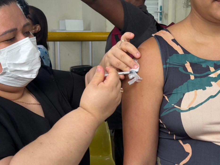 Vacina contra bronquiolite está disponível para gestantes em 148 unidades da Prefeitura de Manaus