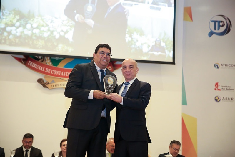 Prefeitura de Manaus recebe ‘Selo Ouro’ do TCE-AM pelas boas práticas e acesso à informação na gestão