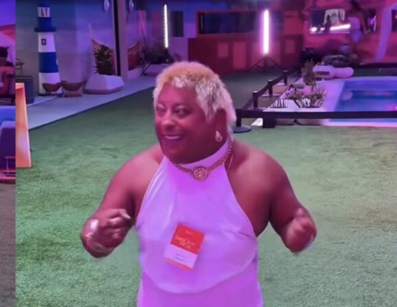 Patixa Teló comemora ao entrar na casa do BBB 26