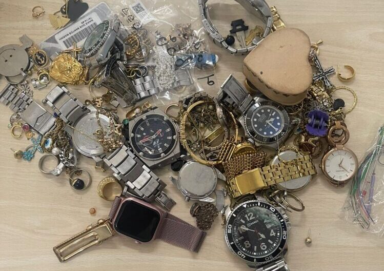 Homem que furtou joias avaliadas em mais de R$ 200 mil é preso em Manaus