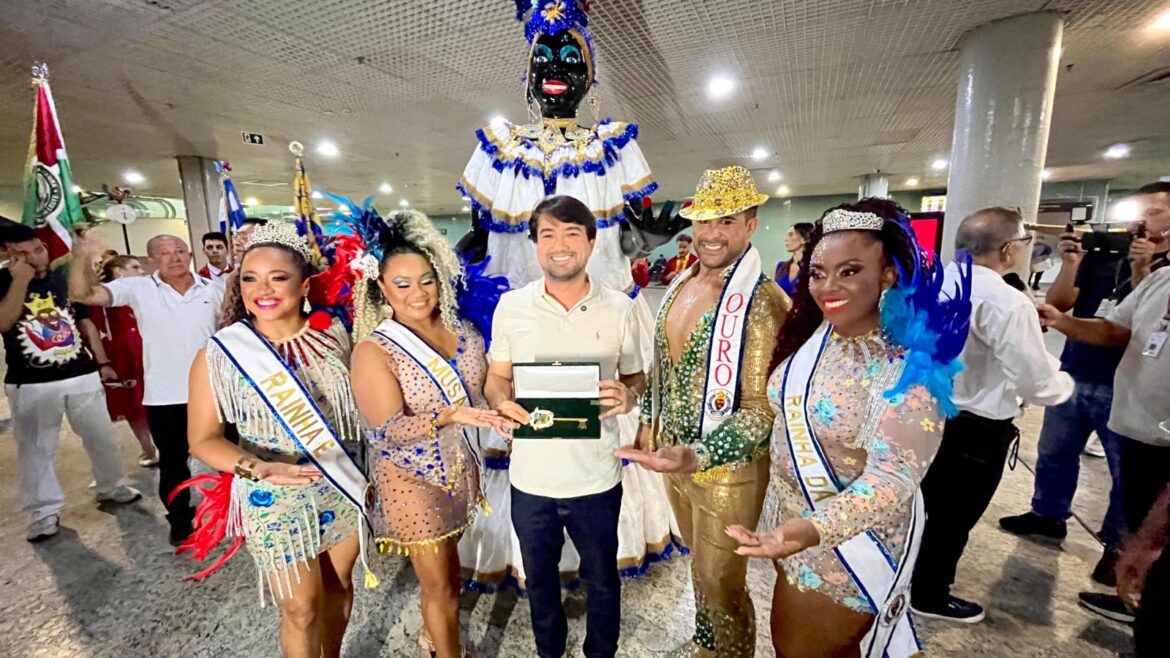 Chegada da Kamélia abre oficialmente o Carnaval 2026