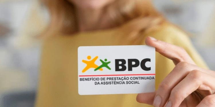 Calendário do BPC de janeiro de 2026 começa dia 26 com novo valor; veja quem recebe
