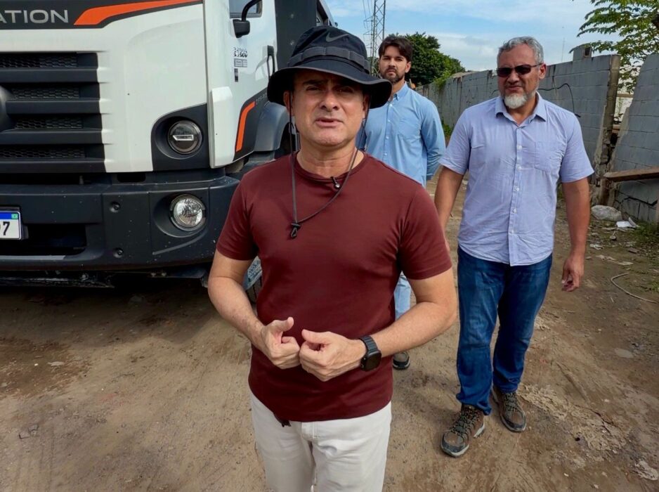 Prefeito David Almeida acompanha força-tarefa de manutenção asfáltica nas zonas Sul e Centro-Sul e anuncia cronograma para toda Manaus