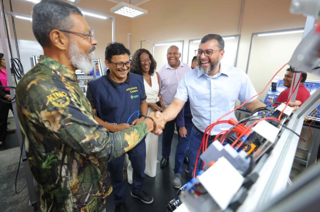 Gestão Wilson Lima supera 1,2 milhão de vagas em cursos de qualificação e amplia mão de obra para indústria e serviços
