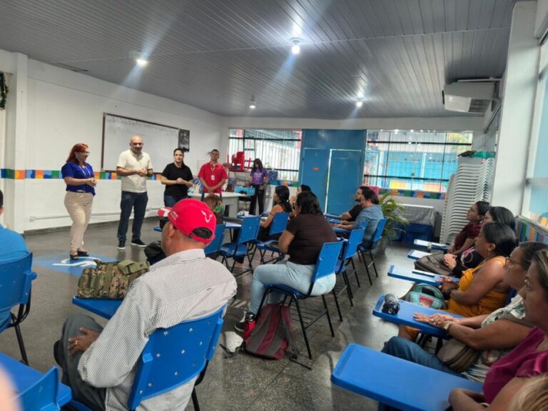 Prefeitura leva capacitação para cuidadores de idosos ao bairro Betânia
