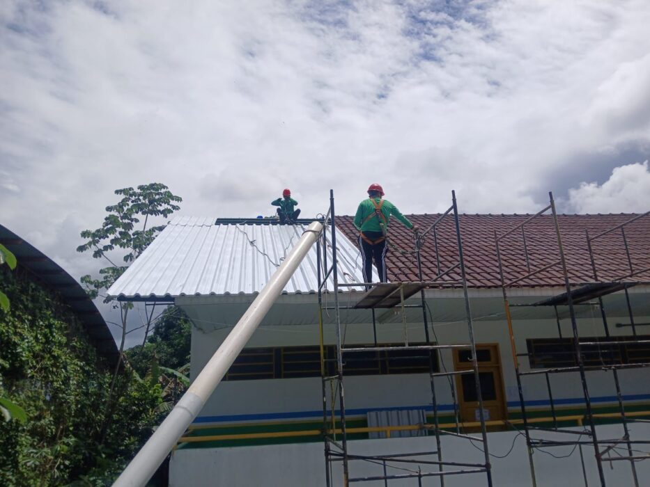 Prefeitura vai substituir telhados de 70 unidades da rede municipal até o fim de março