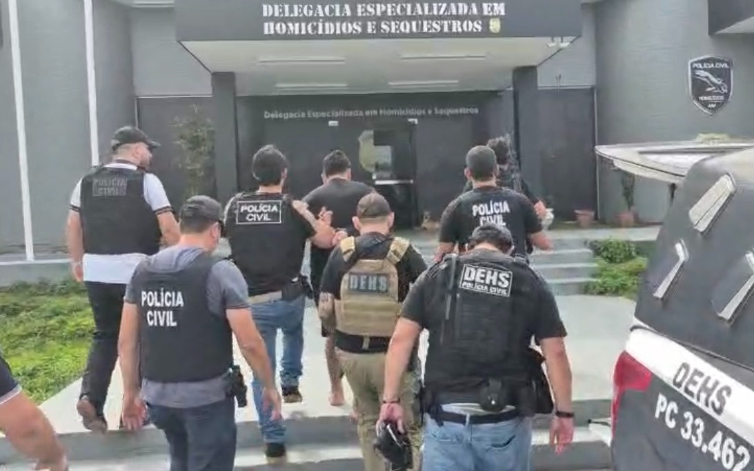 Polícia prende homem foragido por homicídio no bairro Jorge Teixeira