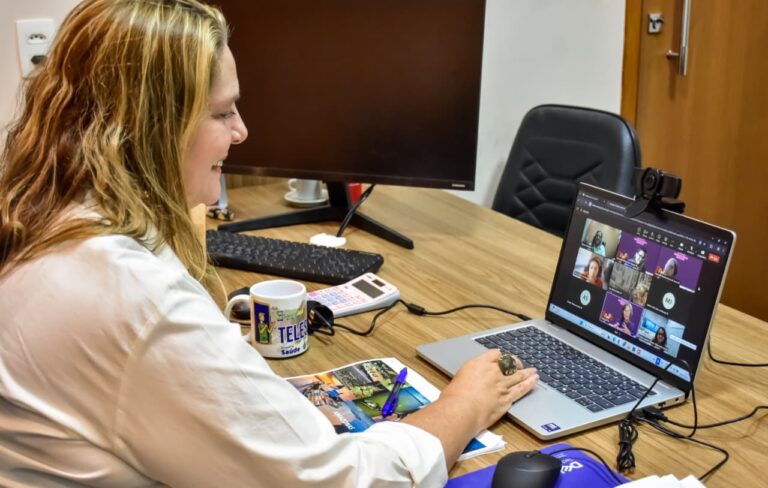 Secretária Nayara Maksoud destaca protagonismo feminino na gestão do SUS no Amazonas em evento do Ministério da Saúde