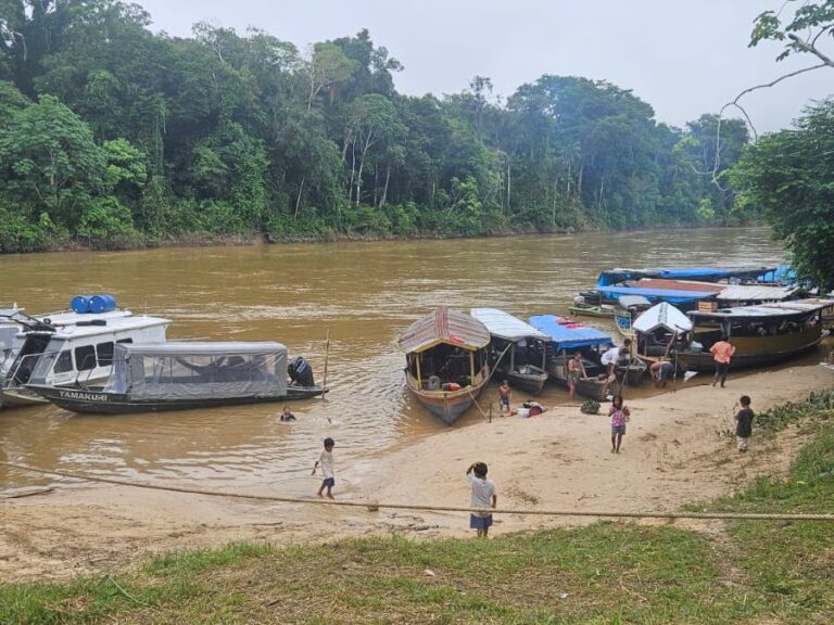 Defensoria Pública atende mais de mil indígenas em jornadas de até 14 horas no Vale do Javari