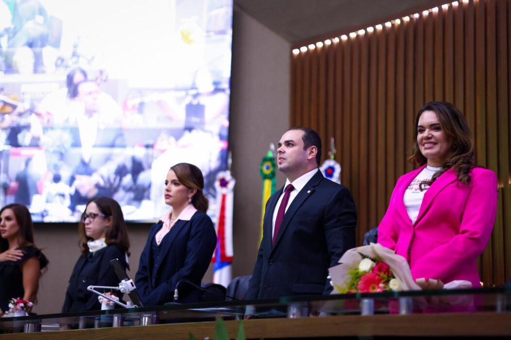 Roberto Cidade lidera Sessão Especial da Aleam que homenageia 33 mulheres com Diploma Mulher Cidadã Amazonense