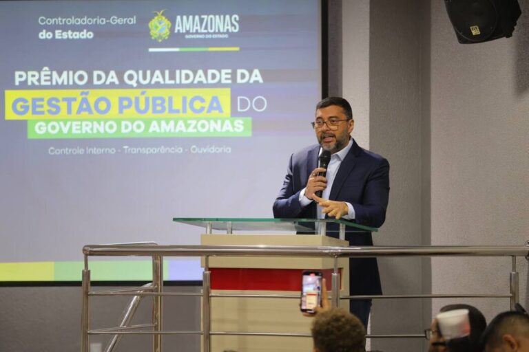 Governador Wilson Lima premia órgãos estaduais e destaca avanços em transparência e controle na gestão pública