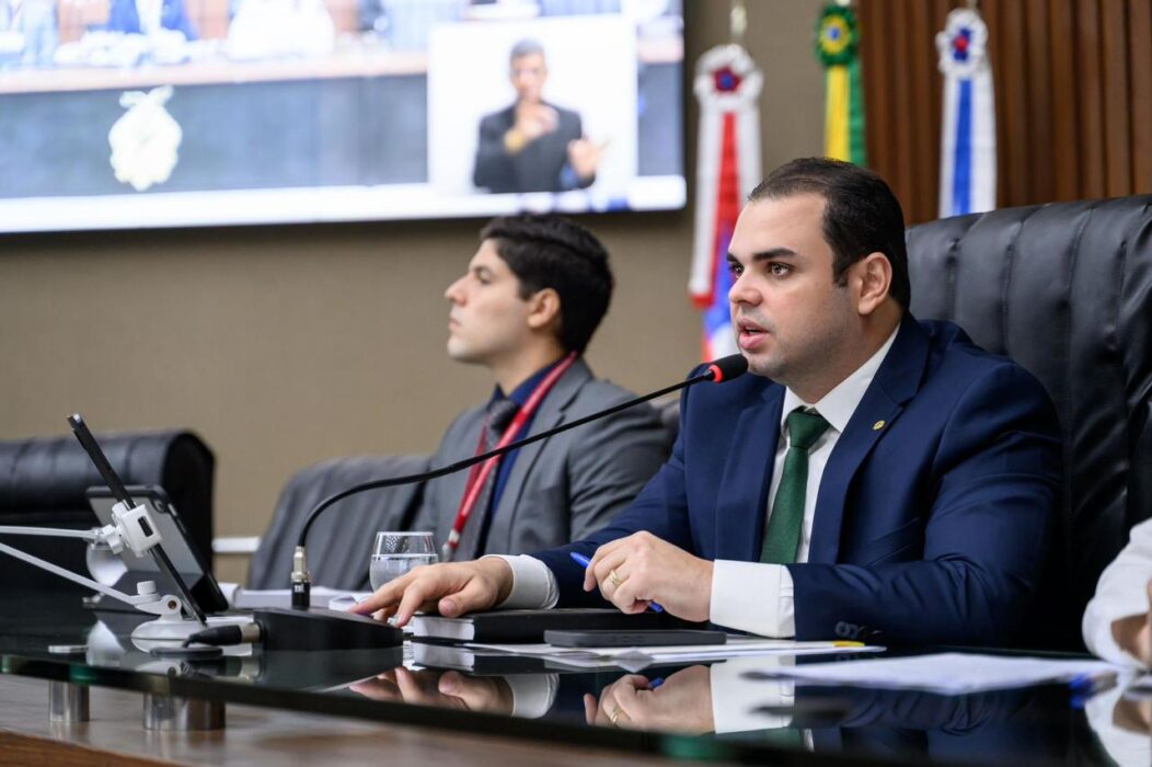 Roberto Cidade alerta sobre lei estadual que exige clareza sobre formas de pagamento em postos de combustíveis