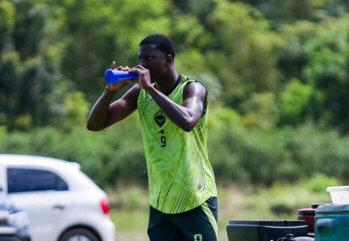 Manaus FC contrata o volante João Felipe para a sequência da temporada