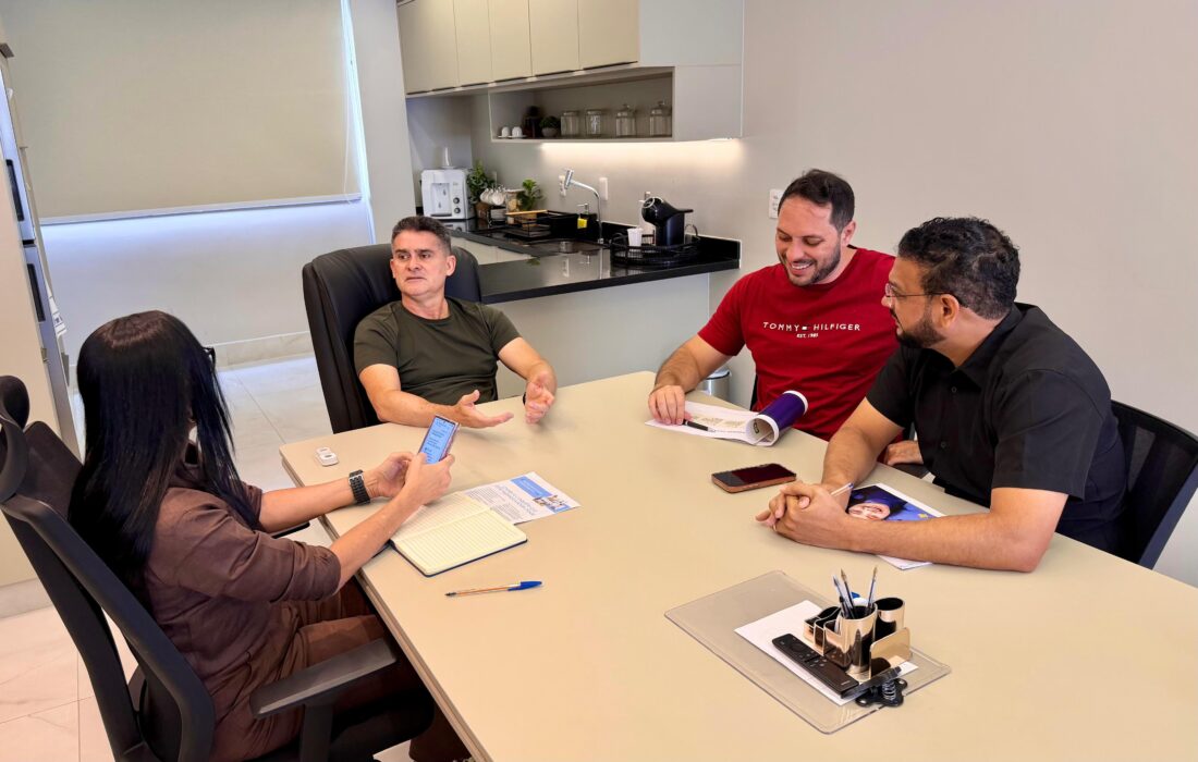 Após avançar no interior, David Almeida reúne núcleo técnico e inicia construção do plano de governo para o Amazonas