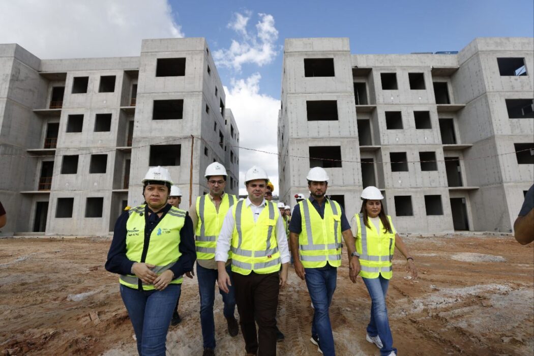 Amazonas Meu Lar: governador interino Roberto Cidade acompanha avanço das obras no Residencial Tarumã