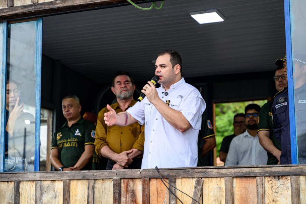 Durante celebração dos 189 anos da PMAM, governador interino Roberto Cidade destaca mais de R$ 1 bilhão em investimentos na segurança pública
